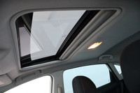 VÉHICULE BIEN ÉQUIPÉ ET JAMAIS ACCIDENTÉ!!A/C, GROUPE ELECTRIQUE, CAMERA DE RECUL, BLUETOOTH, SIEGES... (image 4)