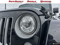Clean CarFax, No Accidents, 4WD, 3.21 Rear Axle Ratio, Air Conditioning, Alpine Premium Audio System... (image 5)