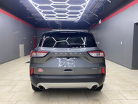 1.5L EcoBoost Body-color rear spoiler Cloth front bucket seats 6-way manual driver seat 4-way manual... (image 4)