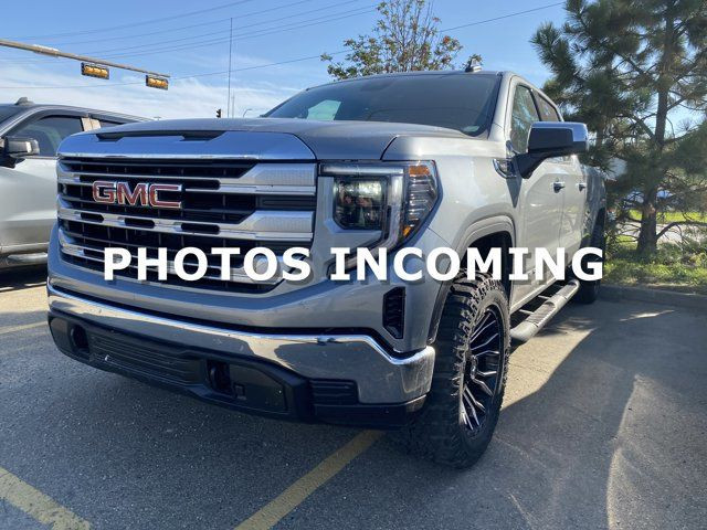 2024 GMC Sierra 1500 Crew Cab SLE in Cars & Trucks in Edmonton