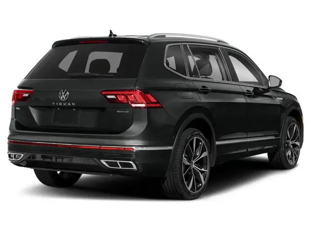 2022 Volkswagen Tiguan Highline R-Line in Cars & Trucks in Calgary - Image 4
