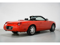 The 2002 Ford Thunderbird Standard Convertible is a Local Ontario Vehicle with Clean Carfax report.... (image 7)