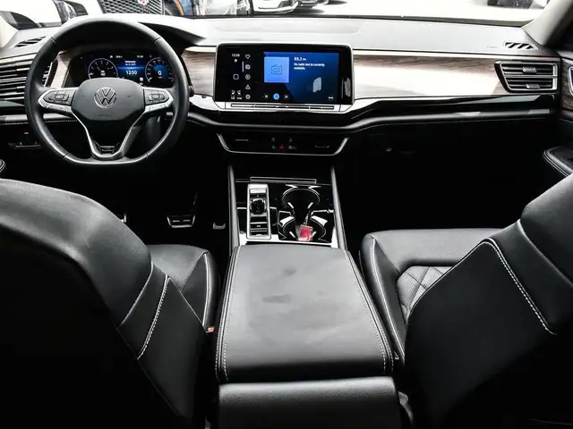 2024 Volkswagen Atlas 2.0 TSI Execline One Owner, No Accident... in Cars & Trucks in Oakville / Halton Region - Image 24