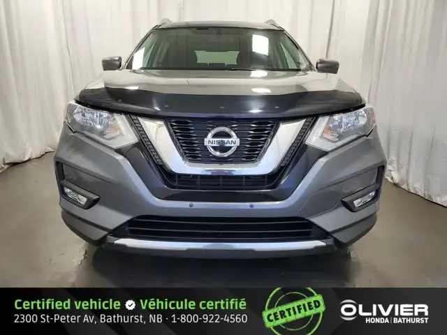 2017 Nissan Rogue SV AWD Navigation Toit Ouvrant Panoramique in Cars & Trucks in Bathurst - Image 3