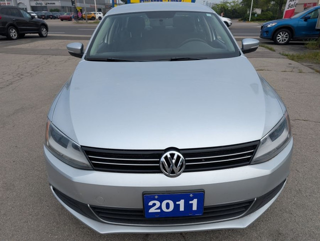 2011 VOLKSWAGEN JETTA in Cars & Trucks in Hamilton - Image 3