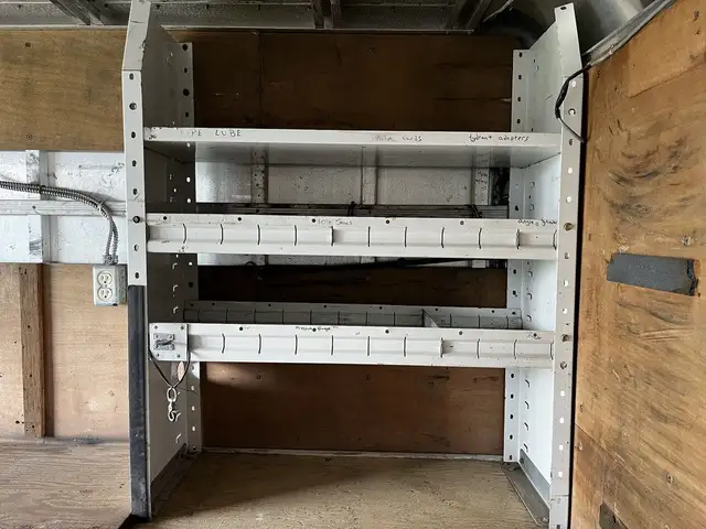 2008 Ram 5500 12 Foot Cube Van with Shelves in Heavy Trucks in City of Toronto - Image 26