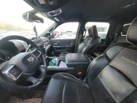 *Diesel Engine, Leather-Faced Front Vented Seats, 5TH WHEEL/GOOSENECK TOWING PREP GROUP, 20 inch Alu... (image 3)
