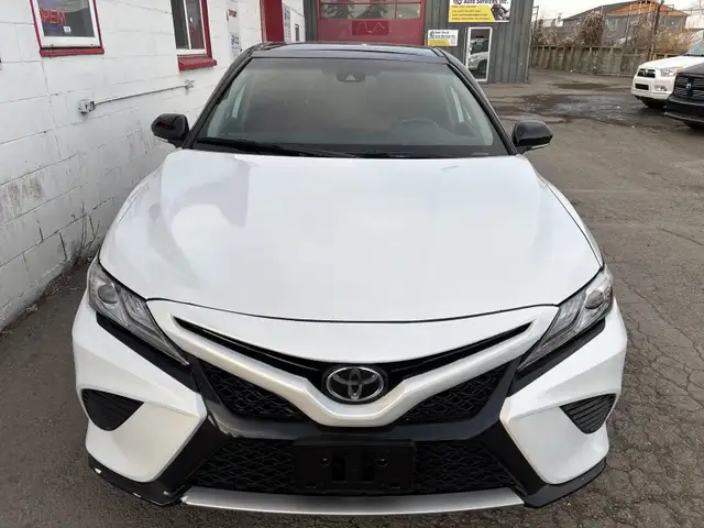 2019 Toyota Camry XSE | RED LEATHER INTERIOR | HEATED SEATS | SU in Cars & Trucks in Calgary - Image 3