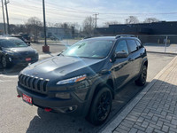 2017 Jeep Cherokee Trail Hawk 4X4 - In Rhino Grey - Four wheel drive - NEW TIRES - 10.8" of ground c... (image 7)