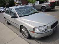 AUTOMATIC. FINISHED IN SILVER WITH GREY LEATHER INTERIOR. ALLOY WHEELS, A/C, KEY LESS ENTRY, SUNROOF... (image 1)