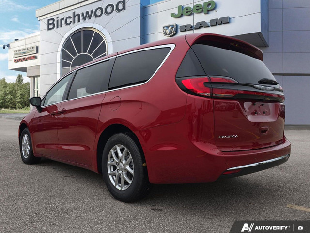 2026 Chrysler Pacifica Select Factory Order - Arriving Soon in Cars & Trucks in Winnipeg - Image 4