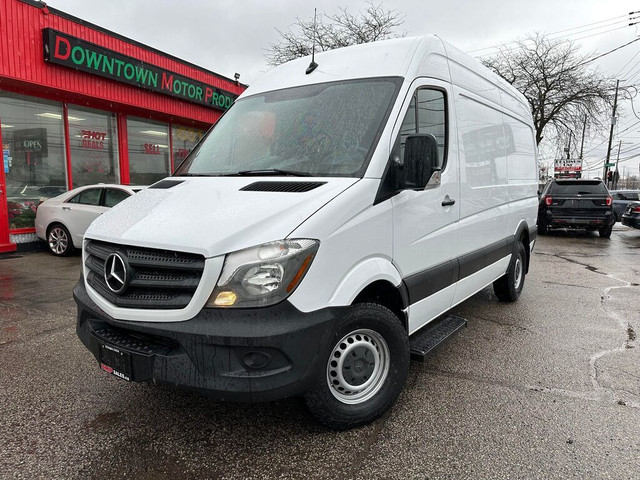  2017 Mercedes-Benz Sprinter 2500 V6 144 High Roof *CLEAN UNIT!* in Cars & Trucks in London - Image 2