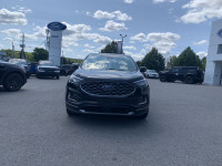 Leather Seats, Premium Audio, Heated Seats, Power Liftgate, Apple CarPlay! Fuel efficient with unsto... (image 1)