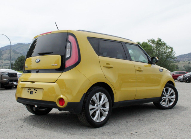 2015 Kia Soul in Cars & Trucks in Penticton - Image 2