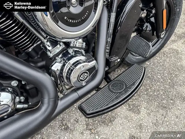 2025 Harley-Davidson Softail FLHC - Heritage Classic in Street, Cruisers & Choppers in Kelowna - Image 18