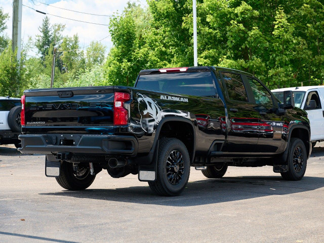 2025 Chevrolet Silverado 3500HD in Cars & Trucks in Kamloops - Image 4