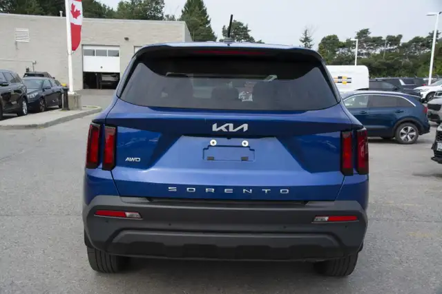 2022 KIA SORENTO LX dans Autos et camions dans Région d’Oshawa/Durham - Image 9
