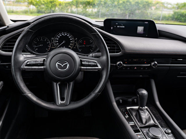 2019 Mazda Mazda3 GT in Cars & Trucks in Barrie - Image 2