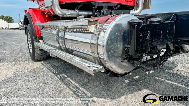 2013 WESTERN STAR 4900SA DAY CAB & CHASSIS FRAME in Heavy Trucks in Chilliwack - Image 15