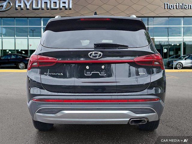 2023 Hyundai Santa Fe Preferred | Navigation | Heated Seats in Cars & Trucks in Prince George - Image 4