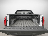 Engine: 0L L/100Km City: 3.5 L/100Km Hwy: 4.0 Safety Equipment Compatibilité avec les services conne... (image 6)