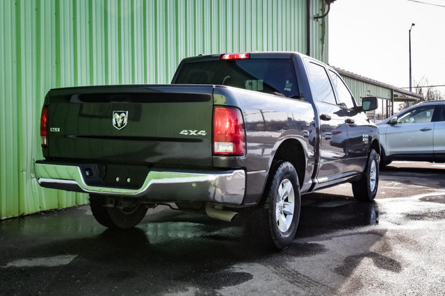 2022 Ram 1500 Classic SLT • BEDLINER • R-V CAM • POWER SEAT in Cars & Trucks in Ottawa - Image 3