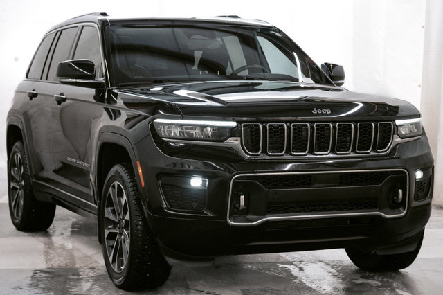 2022 Jeep Grand Cherokee Overland 4x4 for sale in Cars & Trucks in Red Deer
