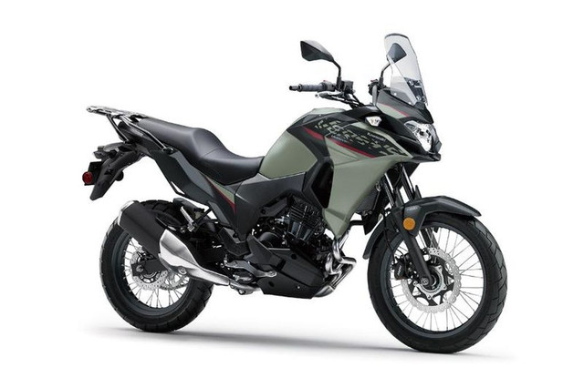 2024 KAWASAKI VERSYS-X 300 in Sport Touring in Québec City - Image 2
