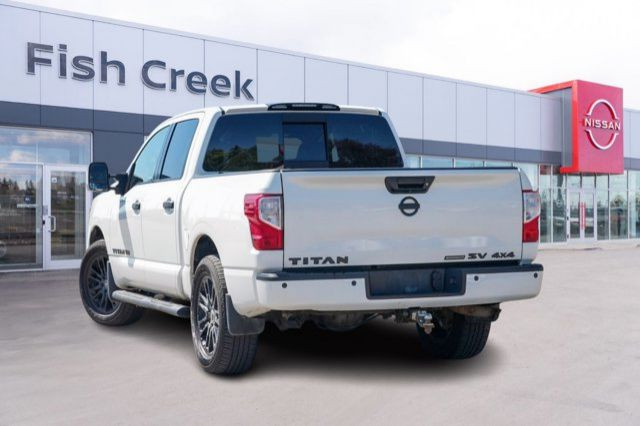 2018 Nissan Titan SV Midnight Edition | One Owner | No Accidents in Cars & Trucks in Calgary - Image 4
