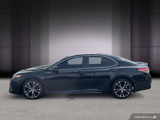 2018 Toyota Camry SE in Cars & Trucks in Cambridge - Image 2