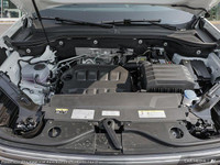 This Volkswagen Atlas has a dependable Intercooled Turbo Regular Unleaded I-4 2.0 L/121 engine power... (image 7)