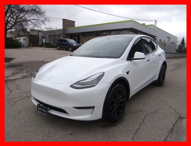 2022 Tesla Model Y Long Range AWD in Cars & Trucks in City of Toronto - Image 2