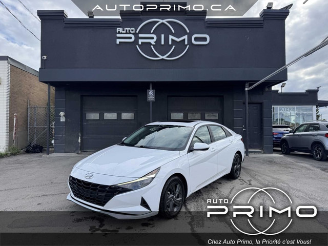 2023 Hyundai Elantra Preferred avec Pack Tech Automatique avec T in Cars & Trucks in Laval / North Shore