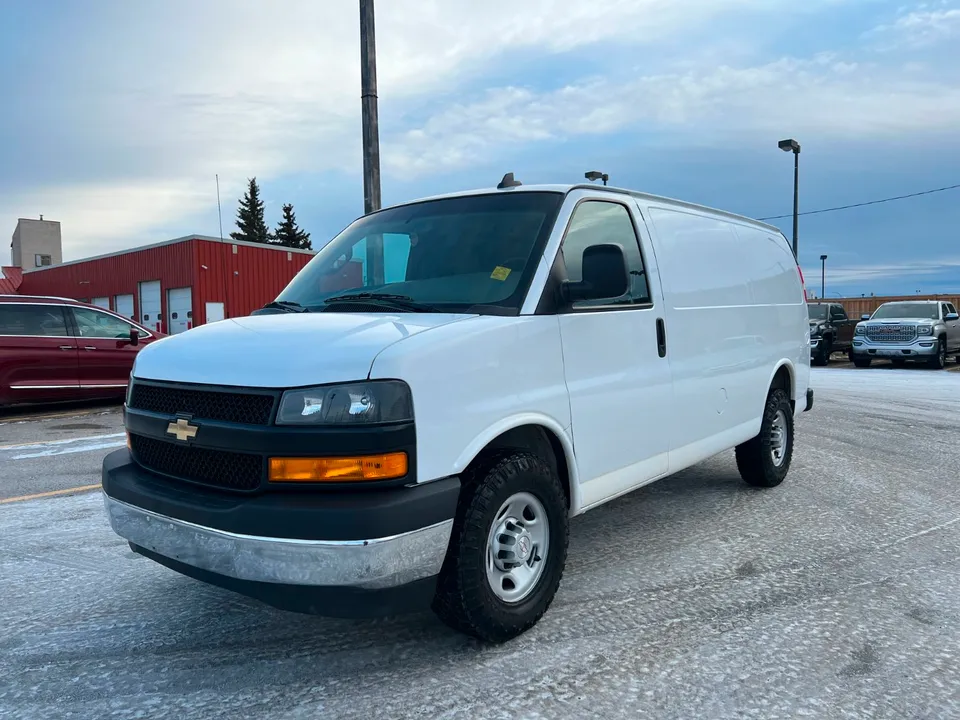 2018 Chevrolet Express Cargo Van 2500HD *6.0L V8 Gasoline*Cloth
