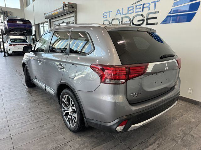 2017 Mitsubishi Outlander ES in Cars & Trucks in St. Albert - Image 3