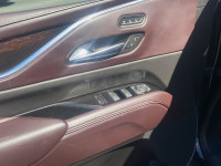 No Accidents | Trailer Package | Driver Assist Tech Package | Suspension Package | Adaptive remote v... (image 9)