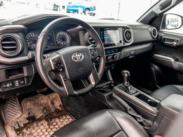 2019 Toyota Tacoma SR5 SPORT 4X4 V6 *TOIT* NAV CUIR SIÈGES CHAUF in Cars & Trucks in Laurentides - Image 4