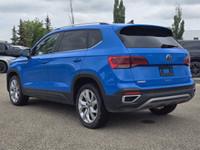 Your Grande Prairie Chrysler store just took in this vehicle! It is either in transit or freshly tra... (image 1)