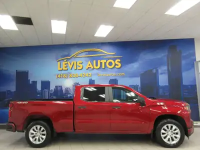 CHEVROLET SILVERADO 1500 CUSTOM 2021 V8 5.3 LITRES VORTEC 4X4 CREW-CAB BOITE DE 6'7" TOUT ÉQUIPÉ / A...