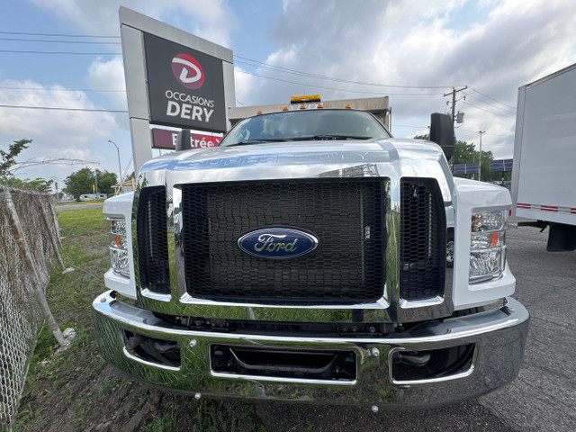 2022 Ford Super Duty F-650 Straight Frame Gas BENNE BOITE ALLUMI dans Autos et camions  à Saint-Jean-sur-Richelieu - Image 4