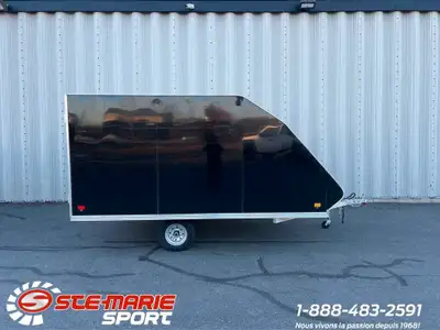 REMORQUE TOUT EN ALUMINIUM DE MARQUE SNO PRO Parfait pour le transport de vos deux motoneiges! porte...