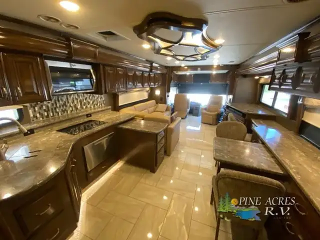 2018 Thor Motor Coach Tuscany 45AT only 029,124 Miles in RVs & Motorhomes in Moncton - Image 42