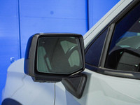 - Sunroof - Heated / Ventilated Seats - Heated Steering Wheel - HUD - Memory Seats - Bose Audio - Re... (image 9)