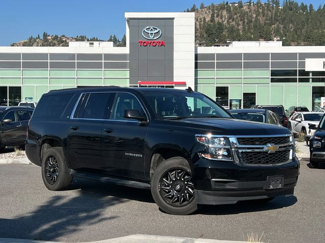 2020 Chevrolet Suburban LT | NO ACCIDENTS | ONE OWNER | A/M RIMS in Cars & Trucks in Kelowna - Image 2
