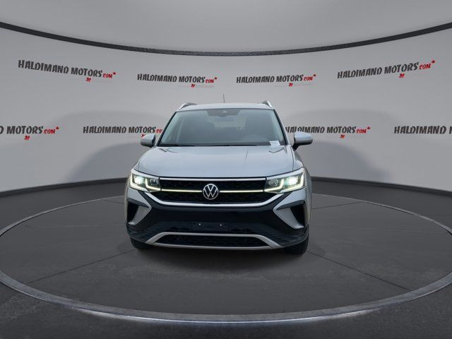 2022 Volkswagen Taos Highline in Cars & Trucks in Hamilton - Image 3
