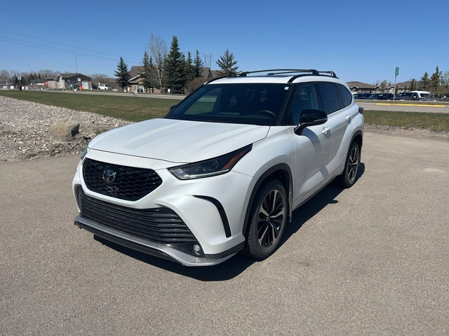 2022 Toyota Highlander XSE in Cars & Trucks in Calgary - Image 4