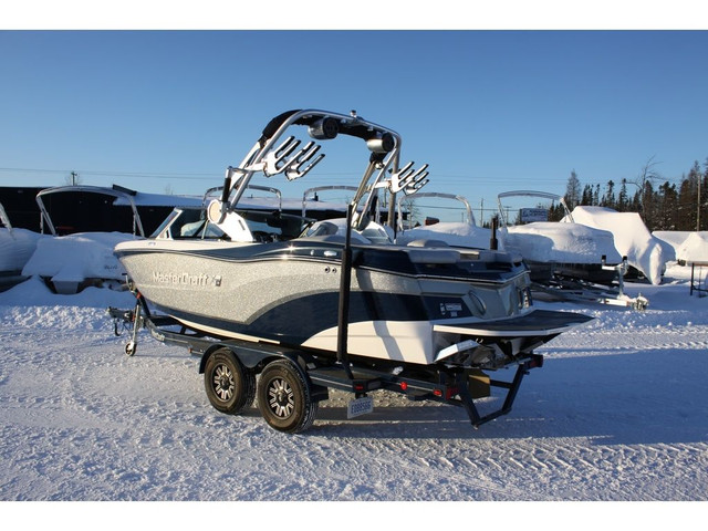  2019 Mastercraft XT 21 in Powerboats & Motorboats in Québec City - Image 4