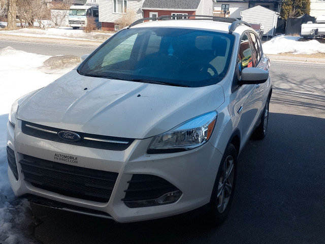 2015 Ford Escape SE in Cars & Trucks in Longueuil / South Shore - Image 2
