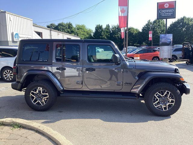 2025 Jeep Wrangler Sahara in Cars & Trucks in Oakville / Halton Region - Image 4