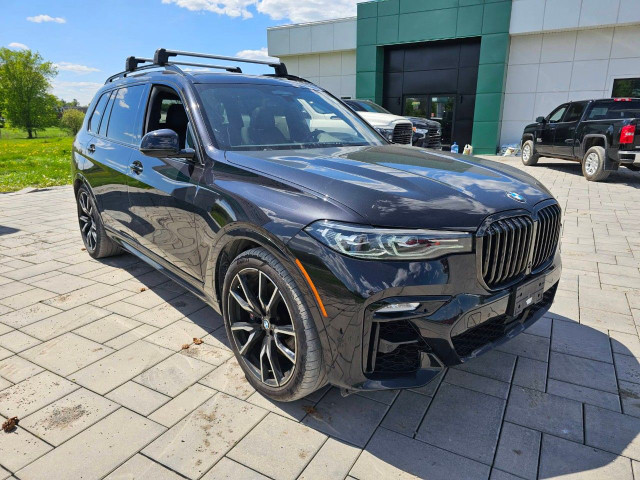 2022 BMW X7 in Cars & Trucks in Ottawa - Image 3